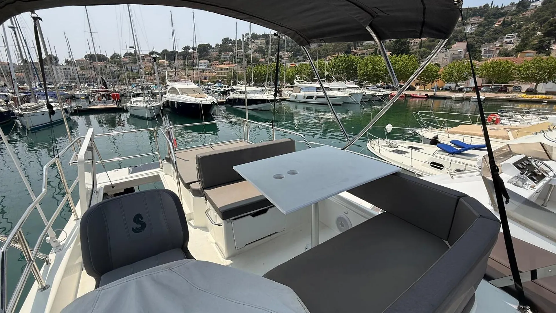 Πλωτό κατάλυμα Hebergement Bateau A Quai Saint-Mandrier-sur-Mer Γαλλία